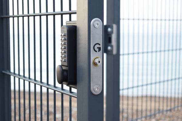GATEMASTER Superlock Digital Pad Gate Lock