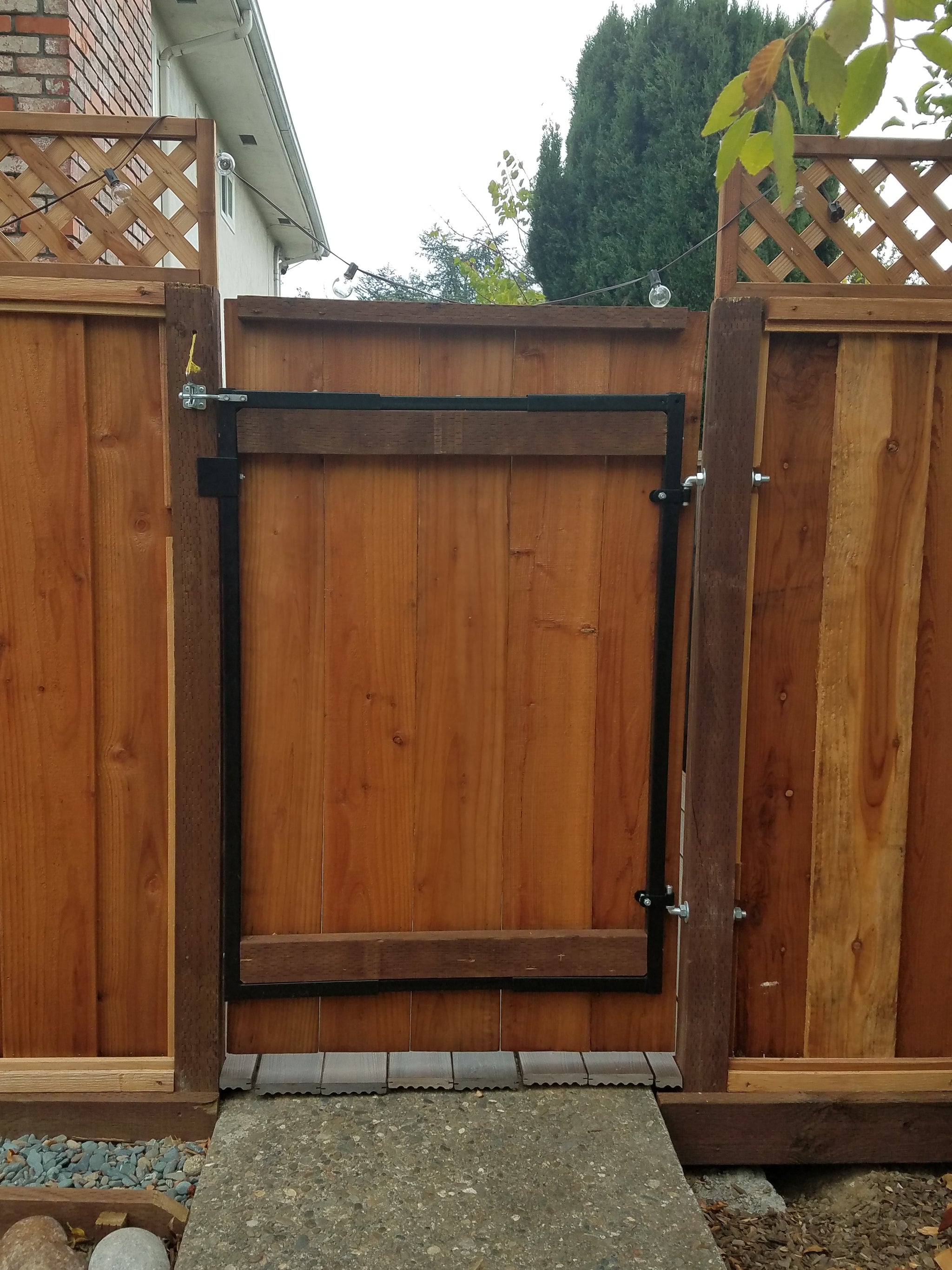 Adjustable Gate Frame – GATE HARDWARE STORE